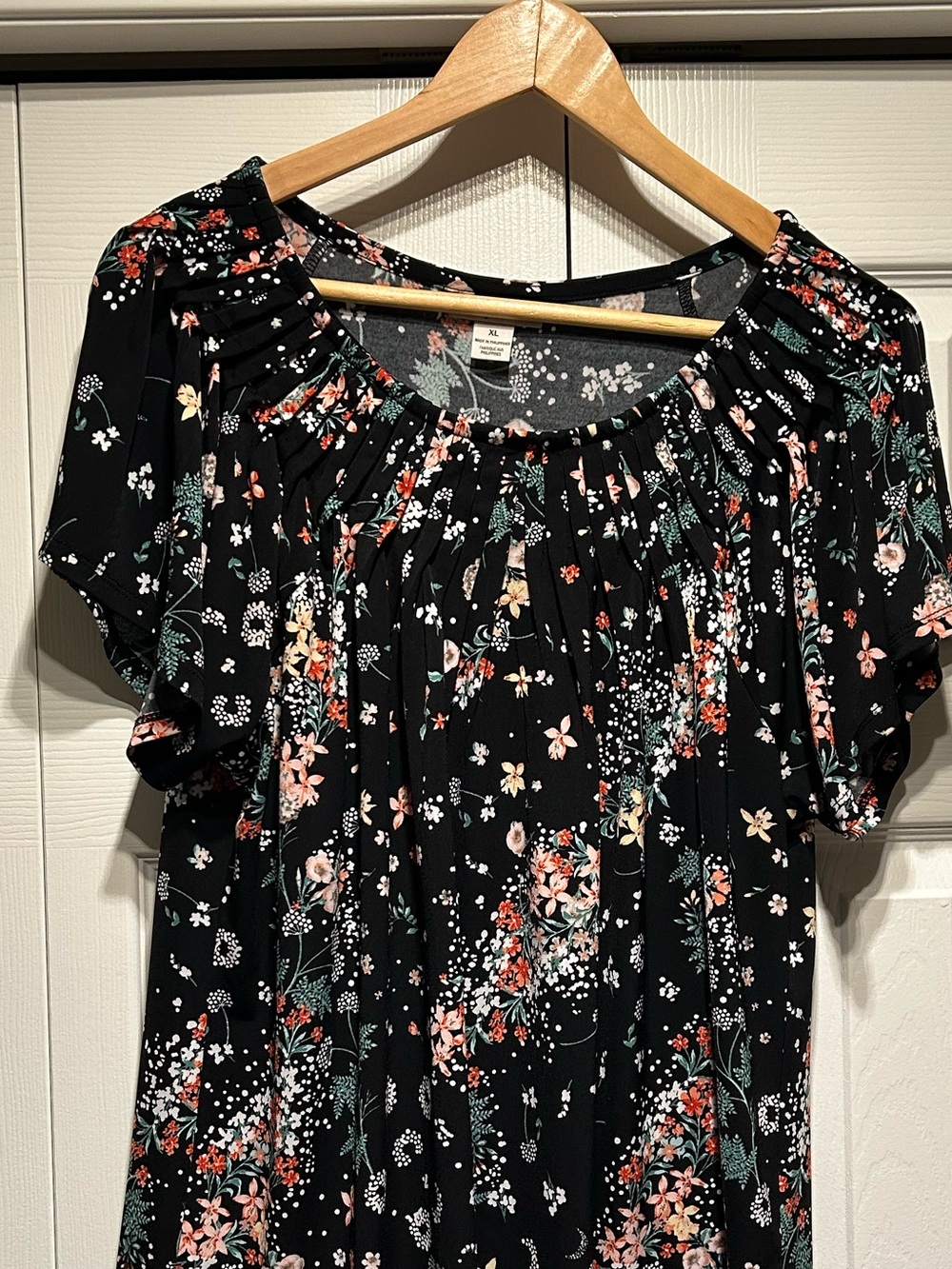 Style & Co. Black Floral Short Sleeve Top